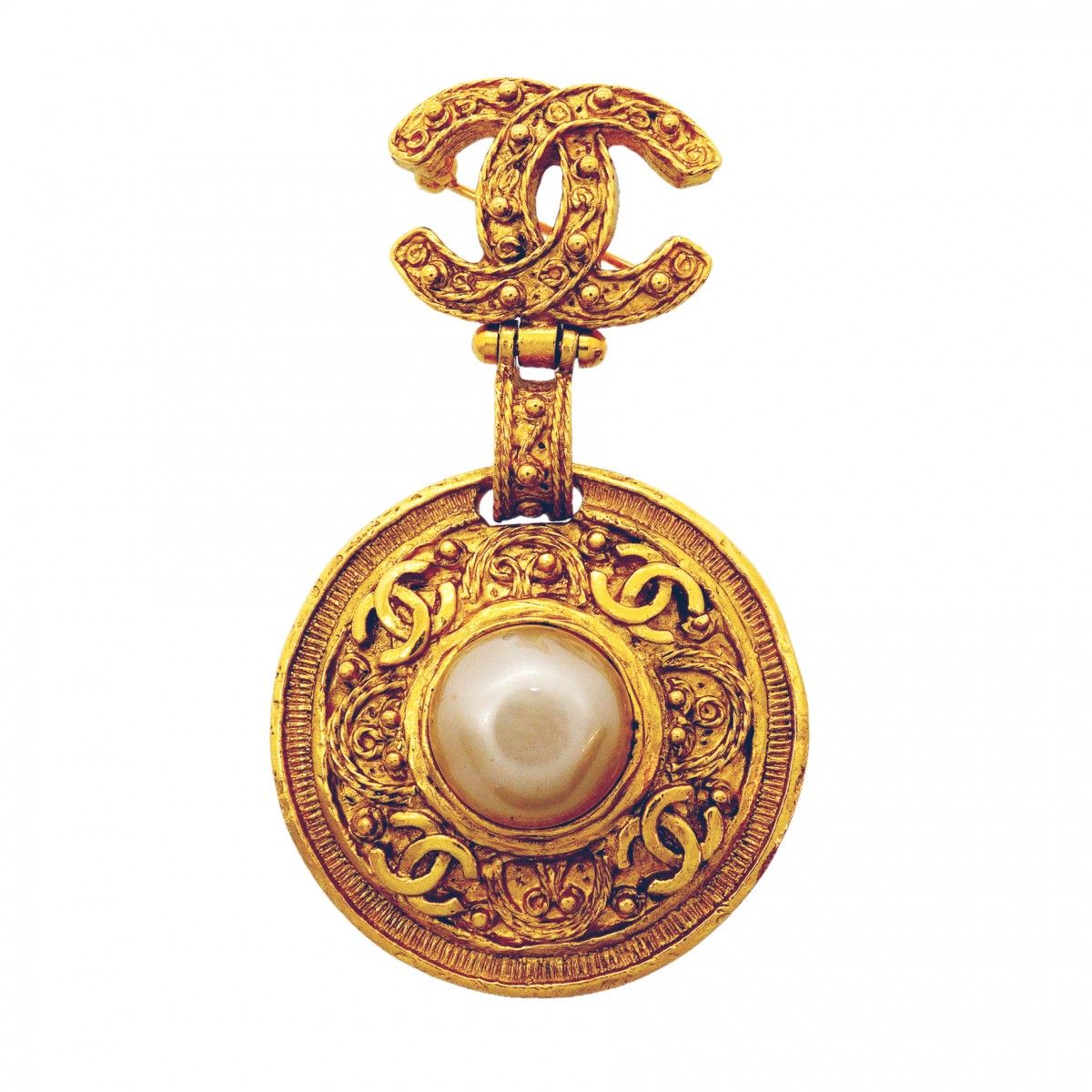 Chanel Vintage CC Logo Gold Plated Fakepearl Brooch