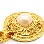 Chanel Vintage CC Logo Gold Plated Fakepearl Brooch — view 7