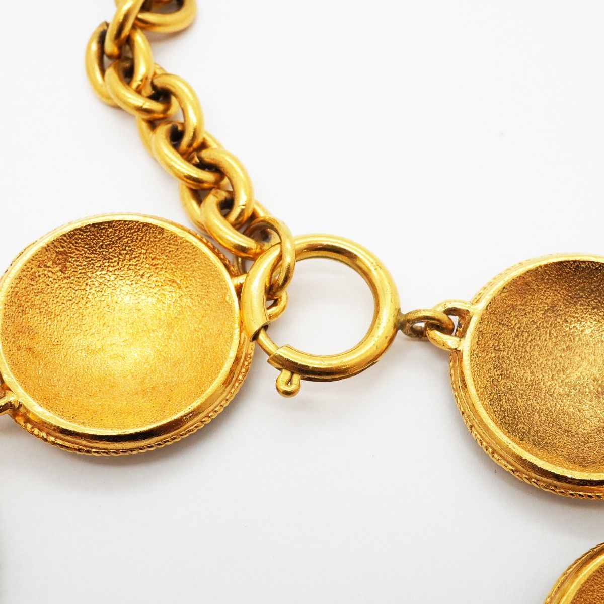 Chanel Necklace Vintage CC Logo — view 8