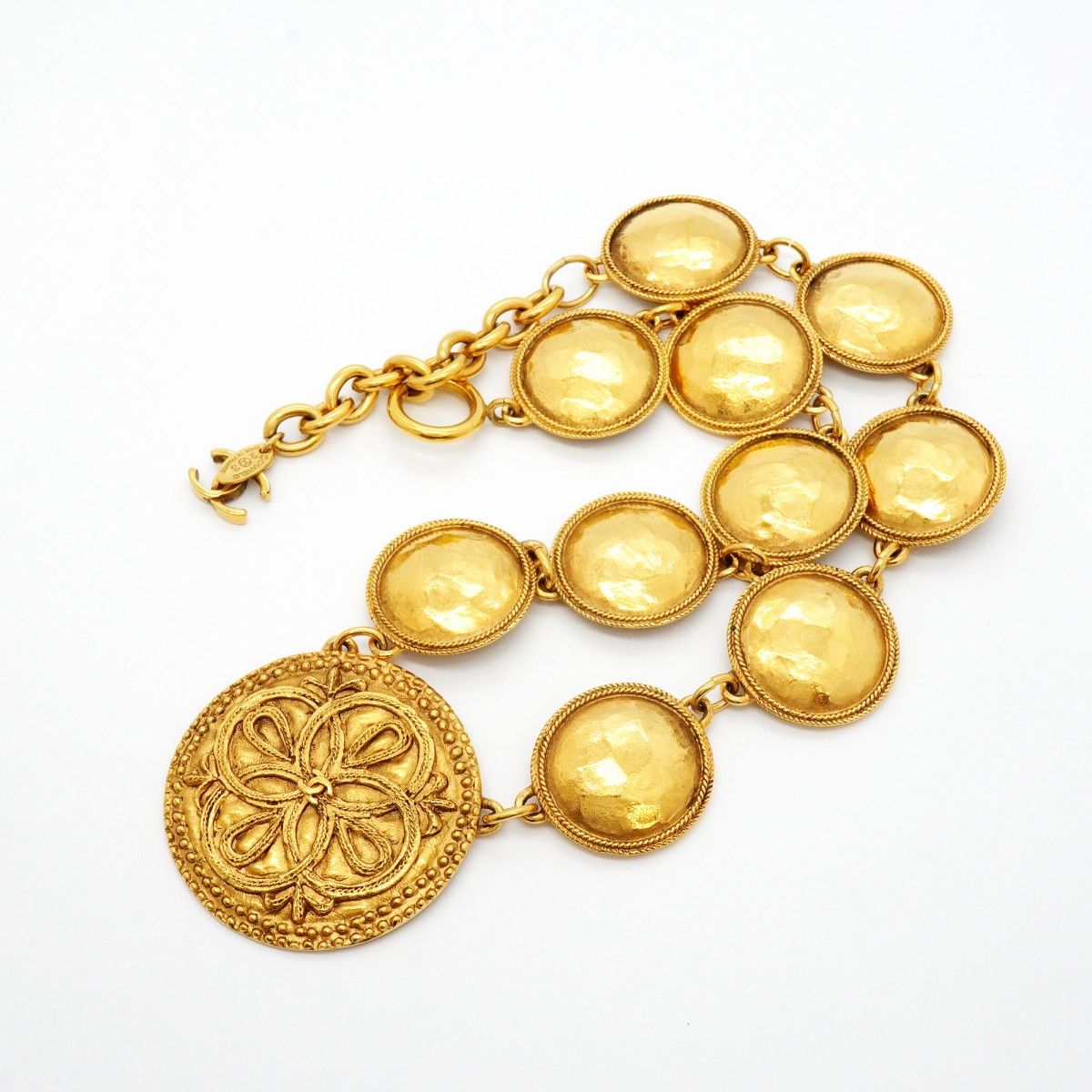 Chanel Necklace Vintage CC Logo — view 3