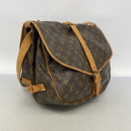 Louis Vuitton Shoulder Bag Monogram Saumur 30 Brown — view 2