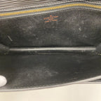 Louis Vuitton Clutch Epi Pochette Series Dragonne Noir — view 4
