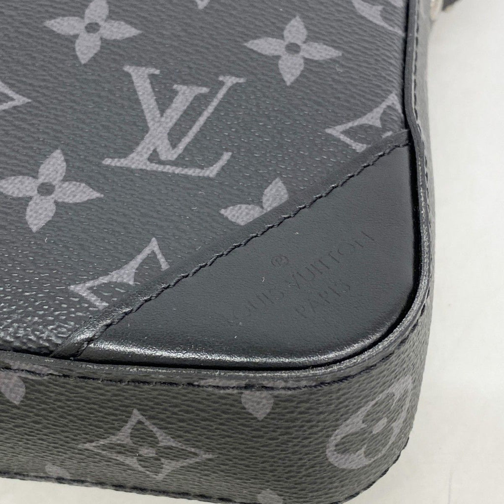 Louis Vuitton Shoulder Bag Monogram Eclipse Reverse Trio Messenger Black Gray — view 7