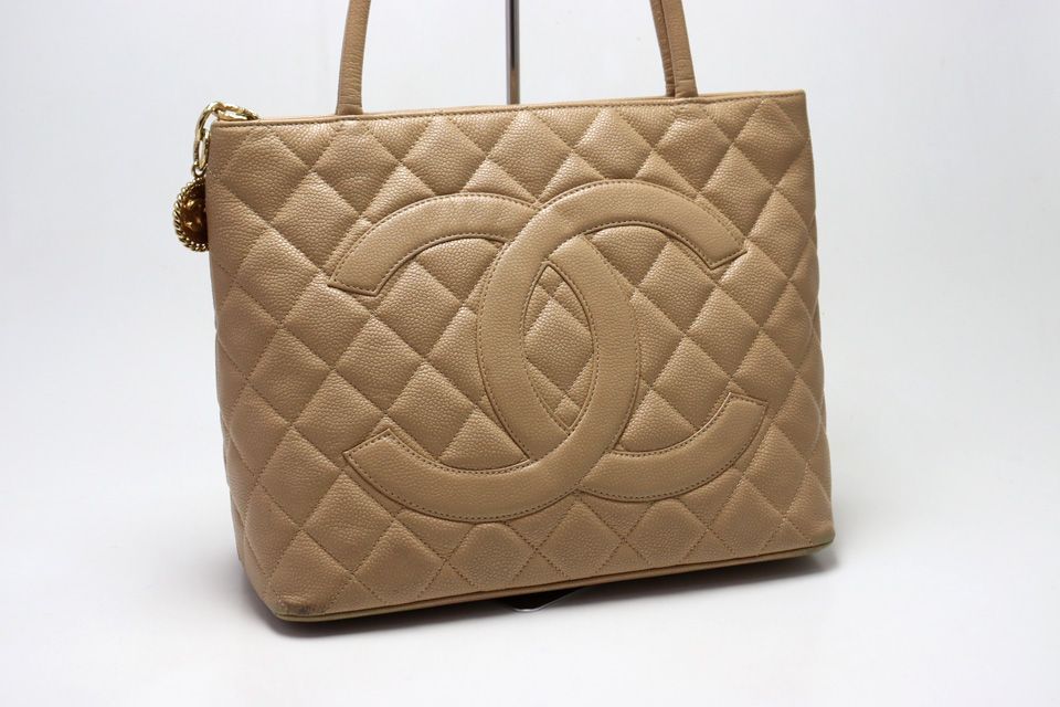 Chanel Caviar Leather Quilted Jumbo CC Logo Reissue Tote — view 4