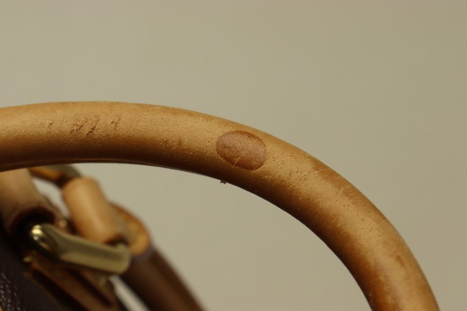 Louis Vuitton Monogram Manhattan PM Handbag — view 8