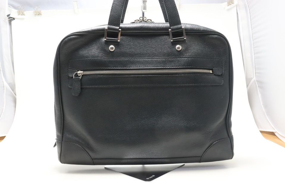 Louis Vuitton Taiga Briefcase Business — view 2