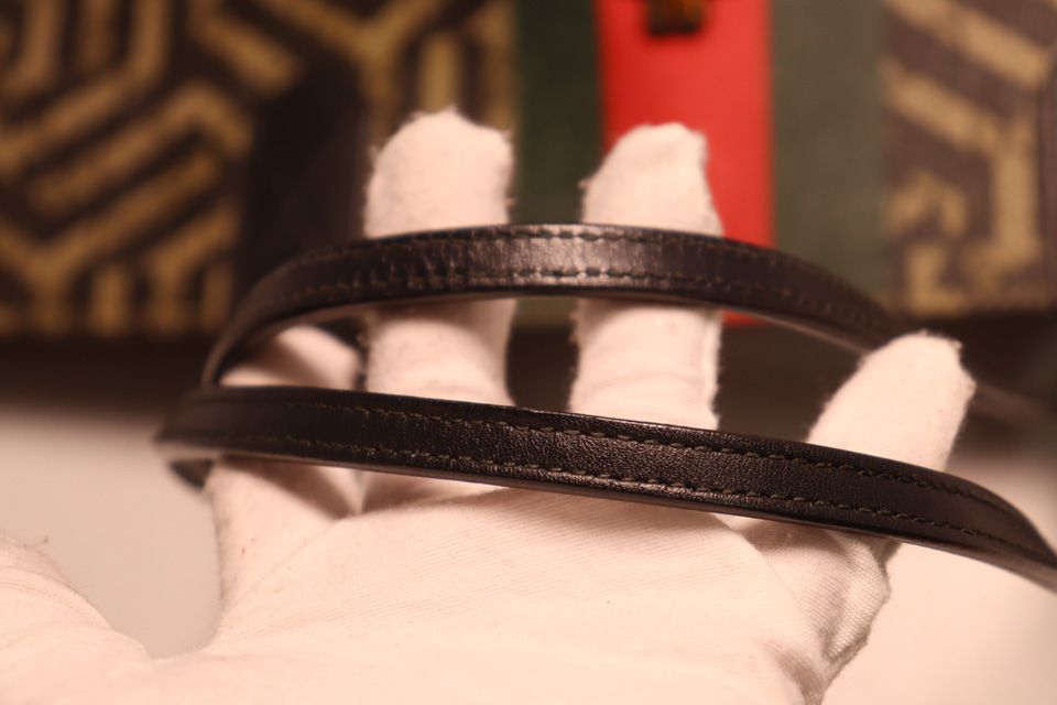 Gucci GG Carre Ido Bee Supreme Canvas Tote — view 6