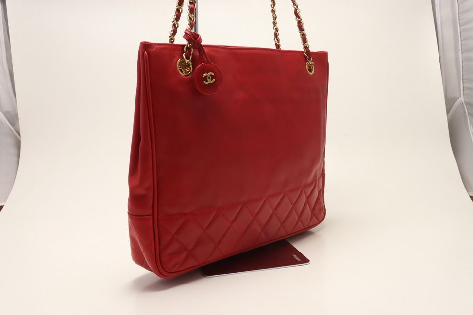 Chanel Lambskin Chain Tote Shoulder — view 4