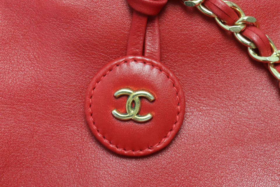 Chanel Lambskin Chain Tote Shoulder — view 8