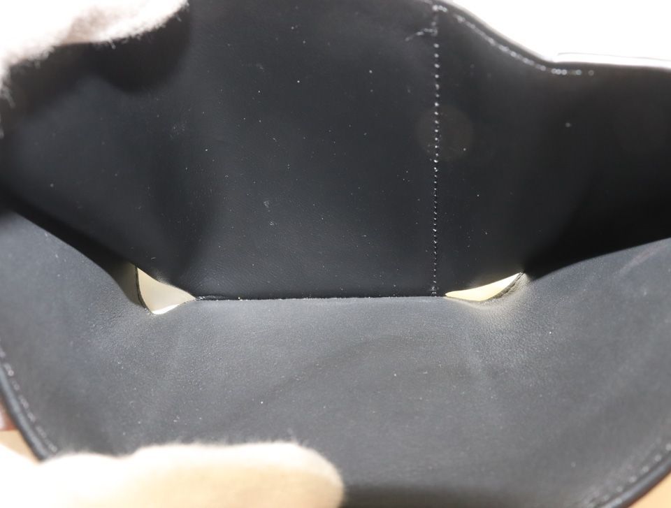 Louis Vuitton LV Aerogram Portefeuille Pilot Leather Trifold Wallet — view 6