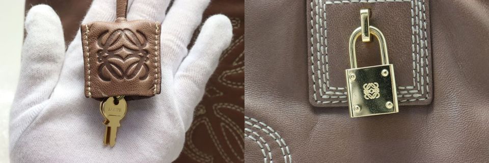 Loewe Anagram Amazona Justa Leather Handbag — view 8