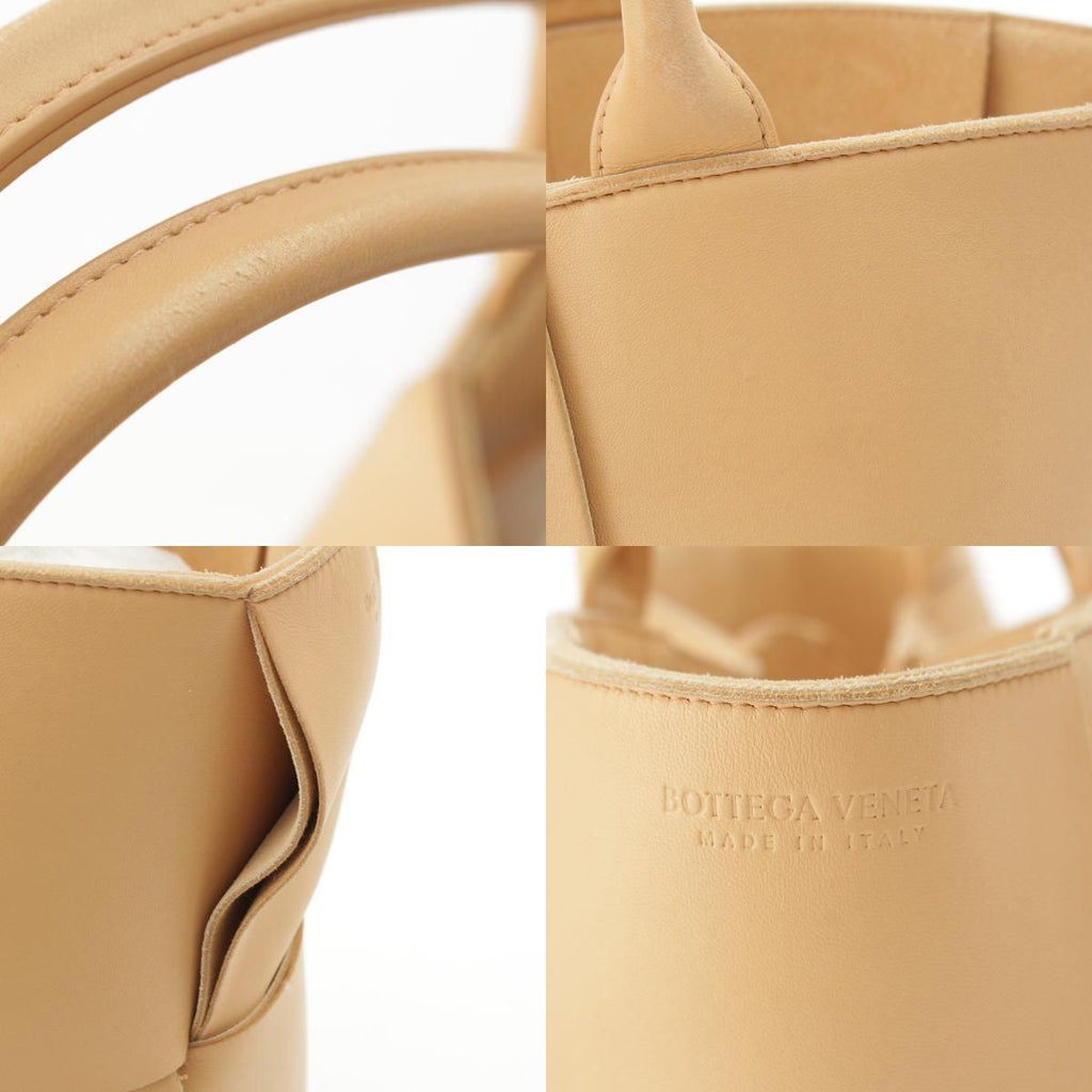 Bottega Veneta Maxi Intrecciato Arco Leather Tote Beige — view 8