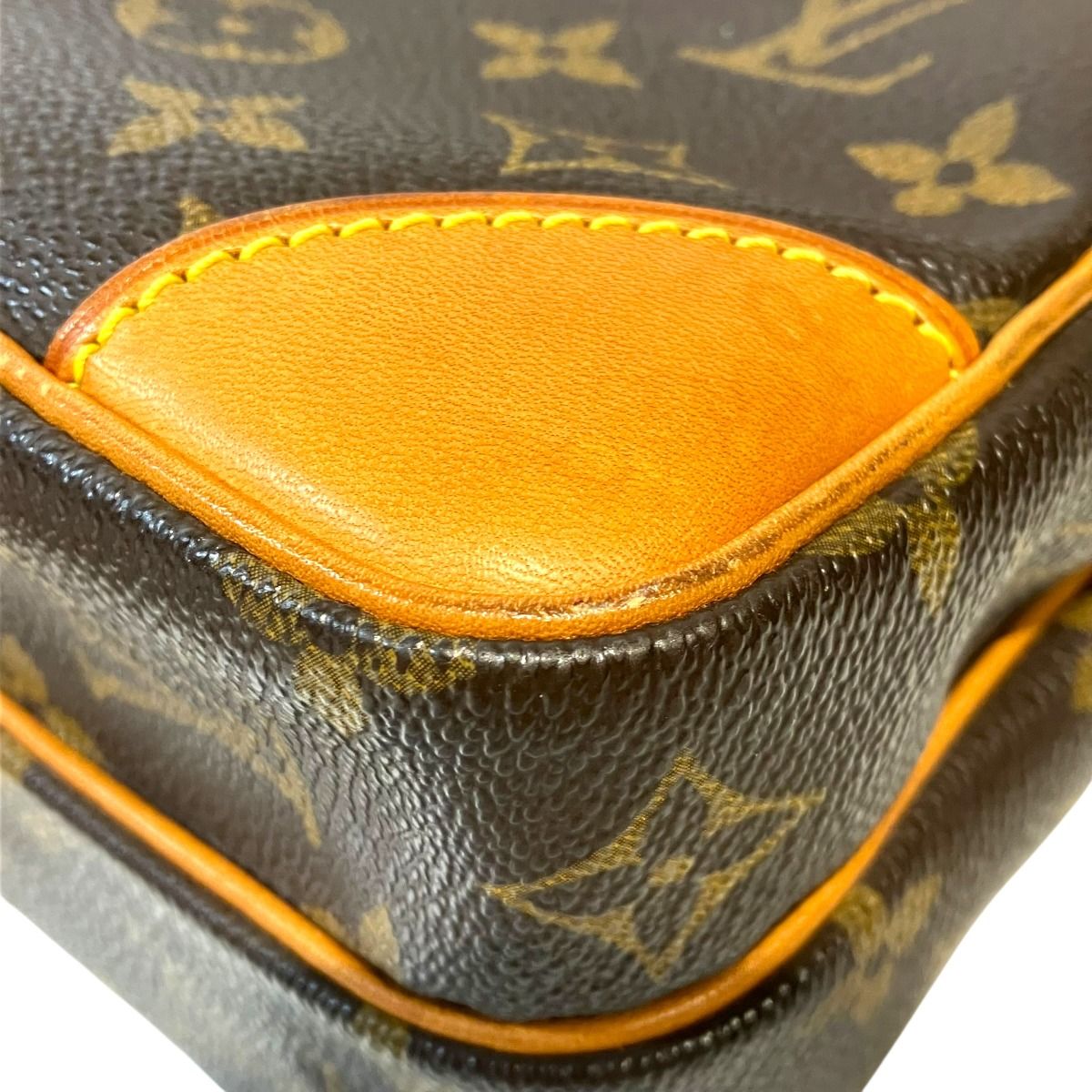 Louis Vuitton Amazon Monogram Line Shoulder Bag Canvas — view 7