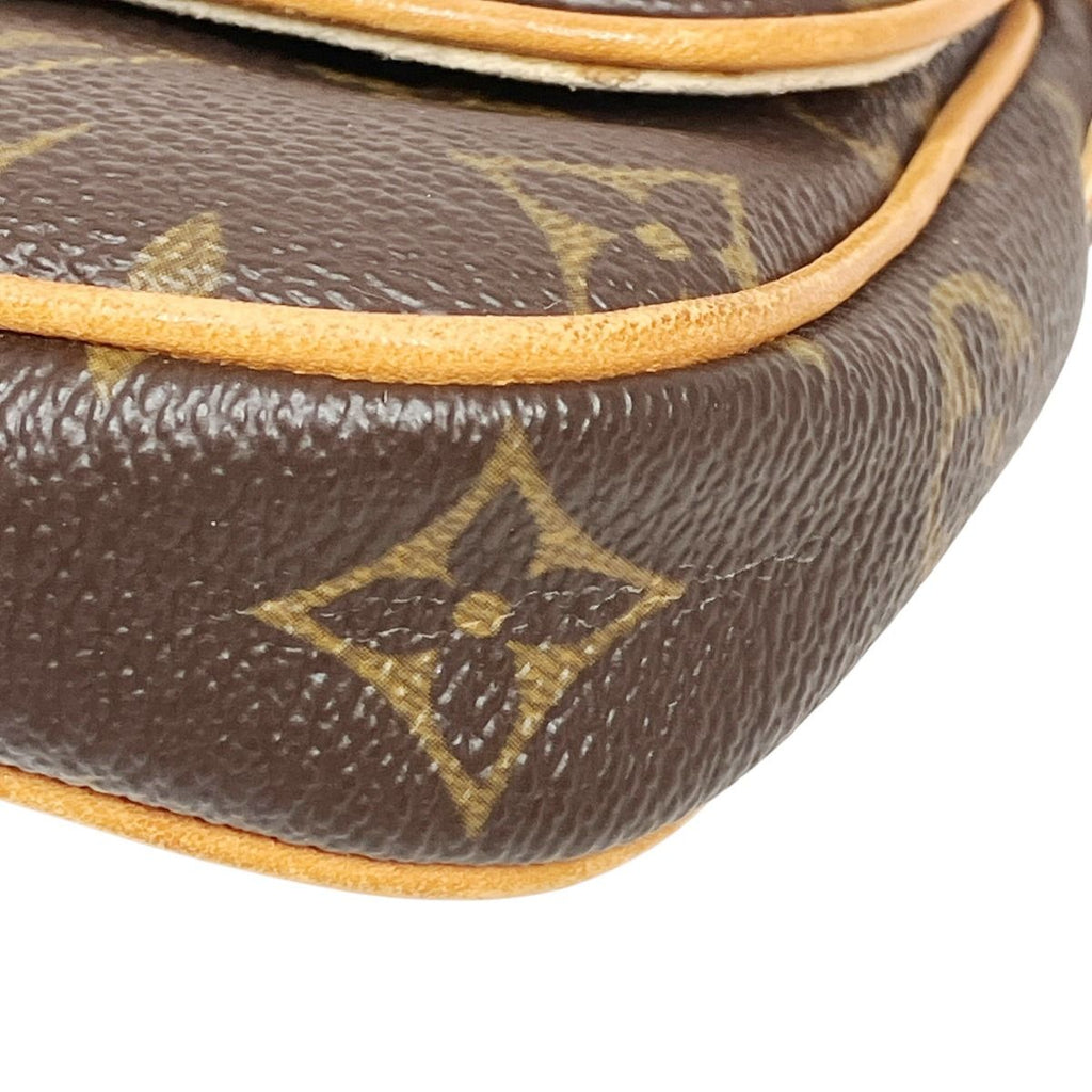 Louis Vuitton Pochette Cancun Monogram Canvas Handbag — view 5