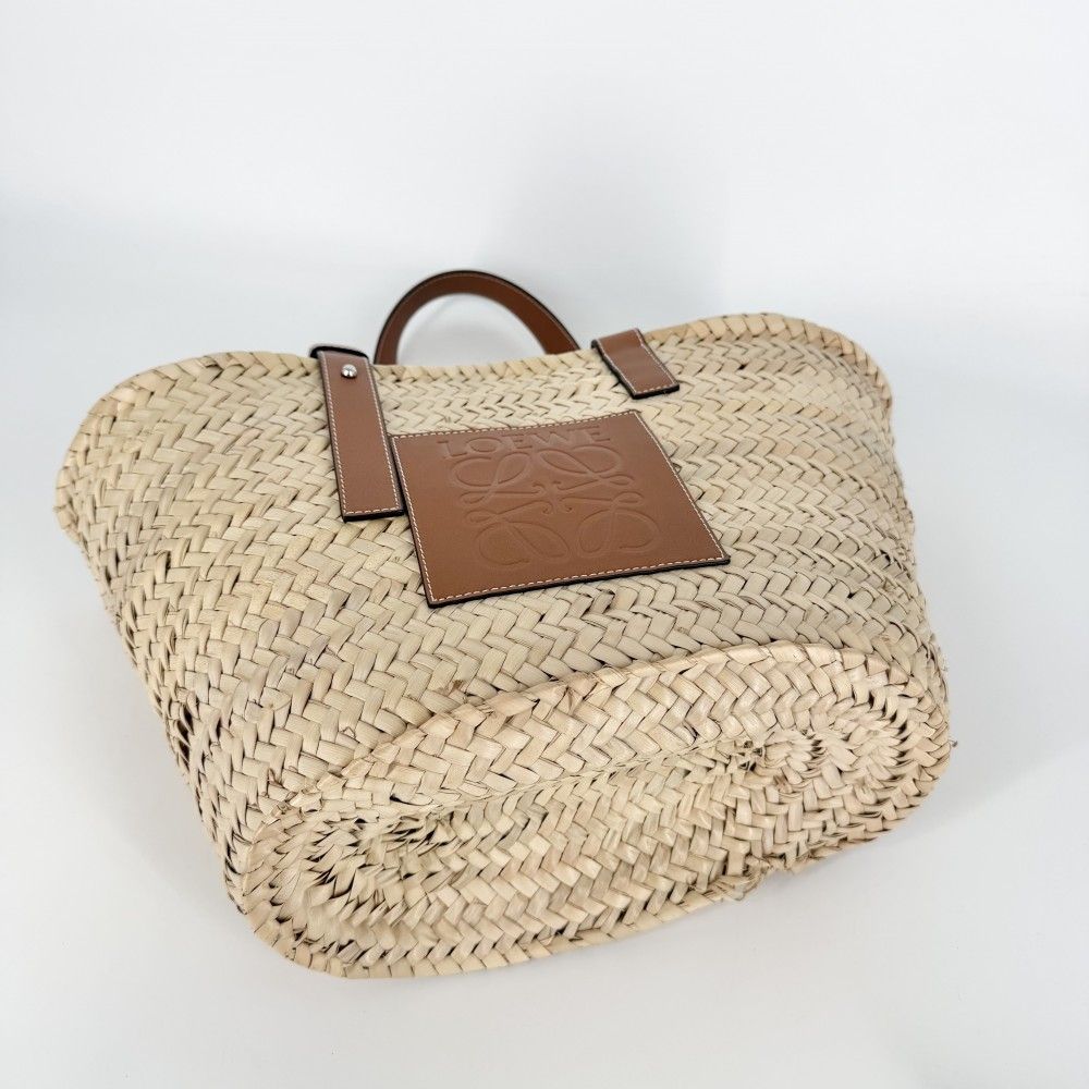 Loewe Handbag Anagram Basket Bag Shoulder Palm Leaf Calf Leather Beige Brown — view 3