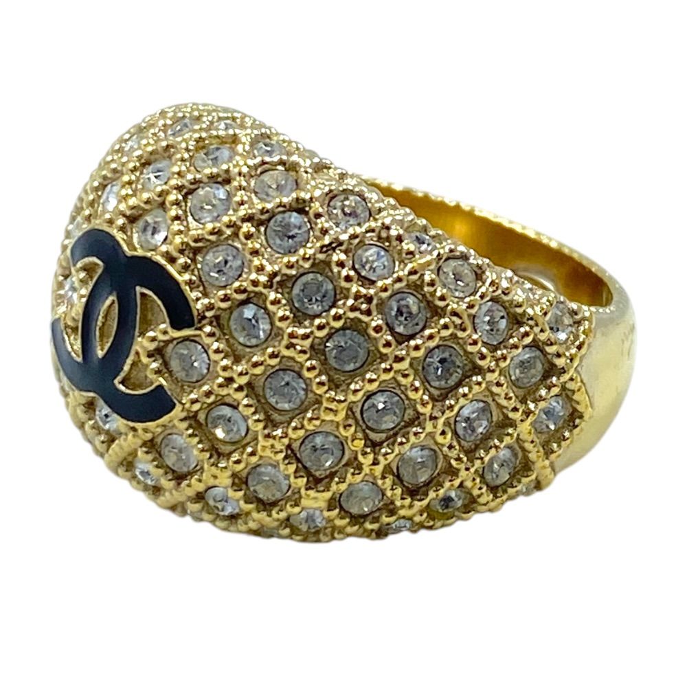 Chanel CC Logo Ring Vintage Rhinestone Gold — view 5
