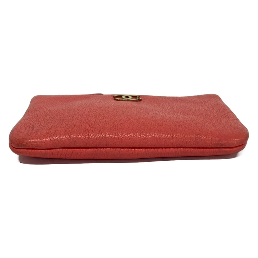 Chanel Pouch CC Petite Camellia Pink Silver Flower Leather — view 3