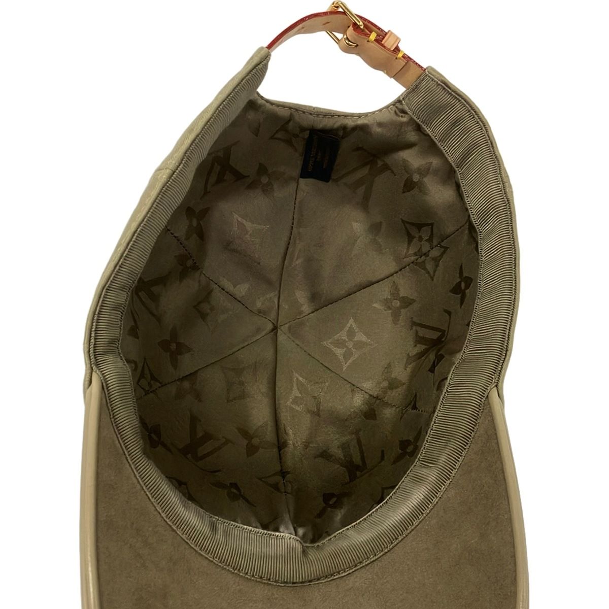 Louis Vuitton Cap Beige Cotton Leather — view 4