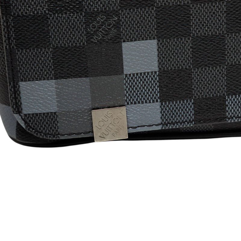 Louis Vuitton Damier Graphite Picreasing le District PM Crossbody Shoulder — view 4