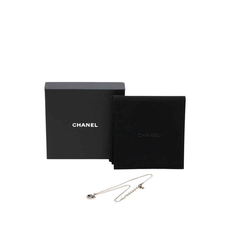 Chanel CC Logo Heart Motif Necklace Gold Black Plating Rhinestone — view 7