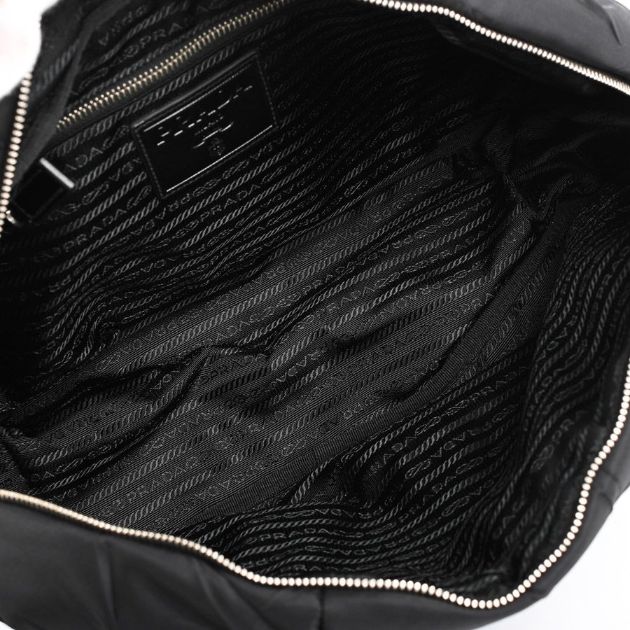 Prada Shoulder Bag Quilted — view 4