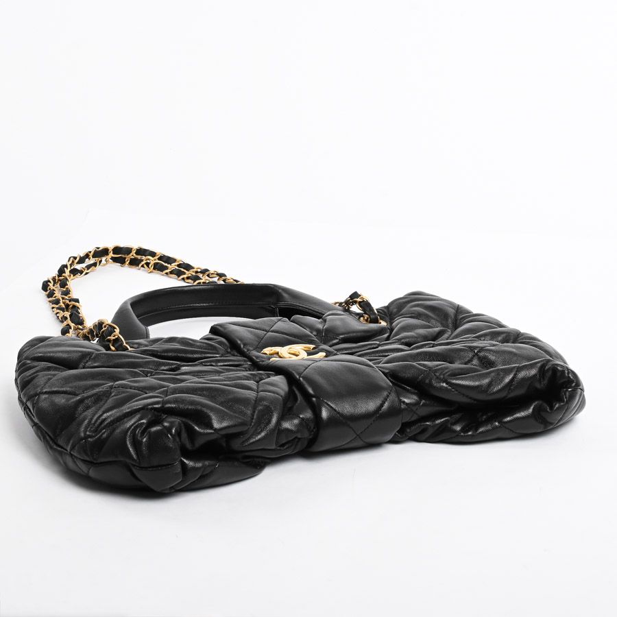 Chanel Handbag Bowbag Black — view 6