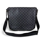 Louis Vuitton Damier Graphite Daniel MM Shoulder Bag Cross — view 2