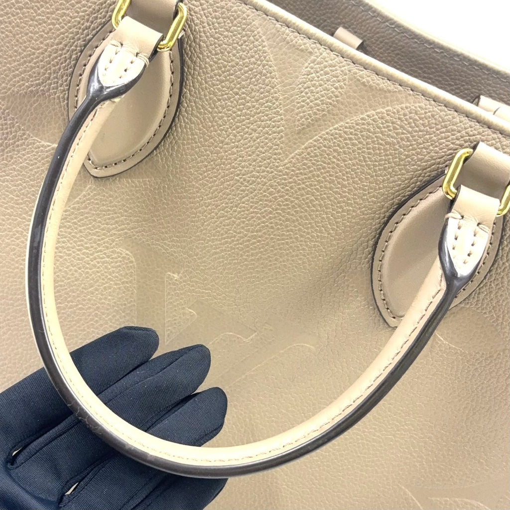 Louis Vuitton On The Go MM 2-Way Gray Leather Beige Tote Gold — view 7