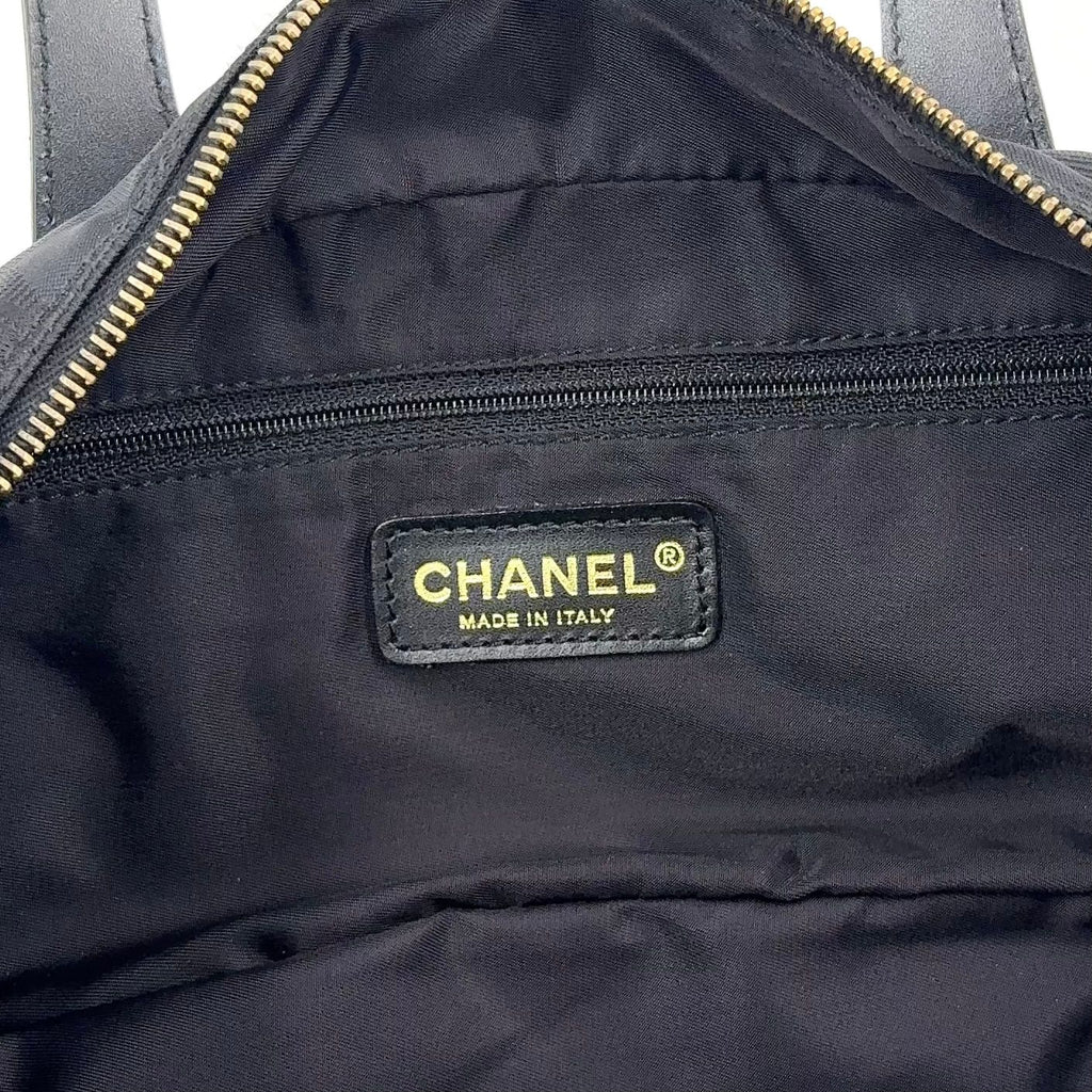 Chanel New Travelline Stand Leather Nylon Black Handbag Gold — view 4