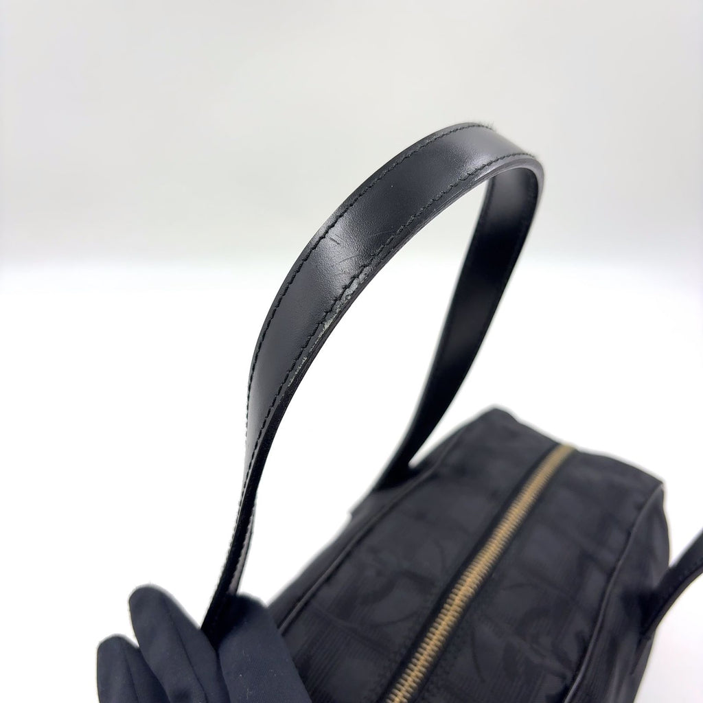Chanel New Travelline Stand Leather Nylon Black Handbag Gold — view 5