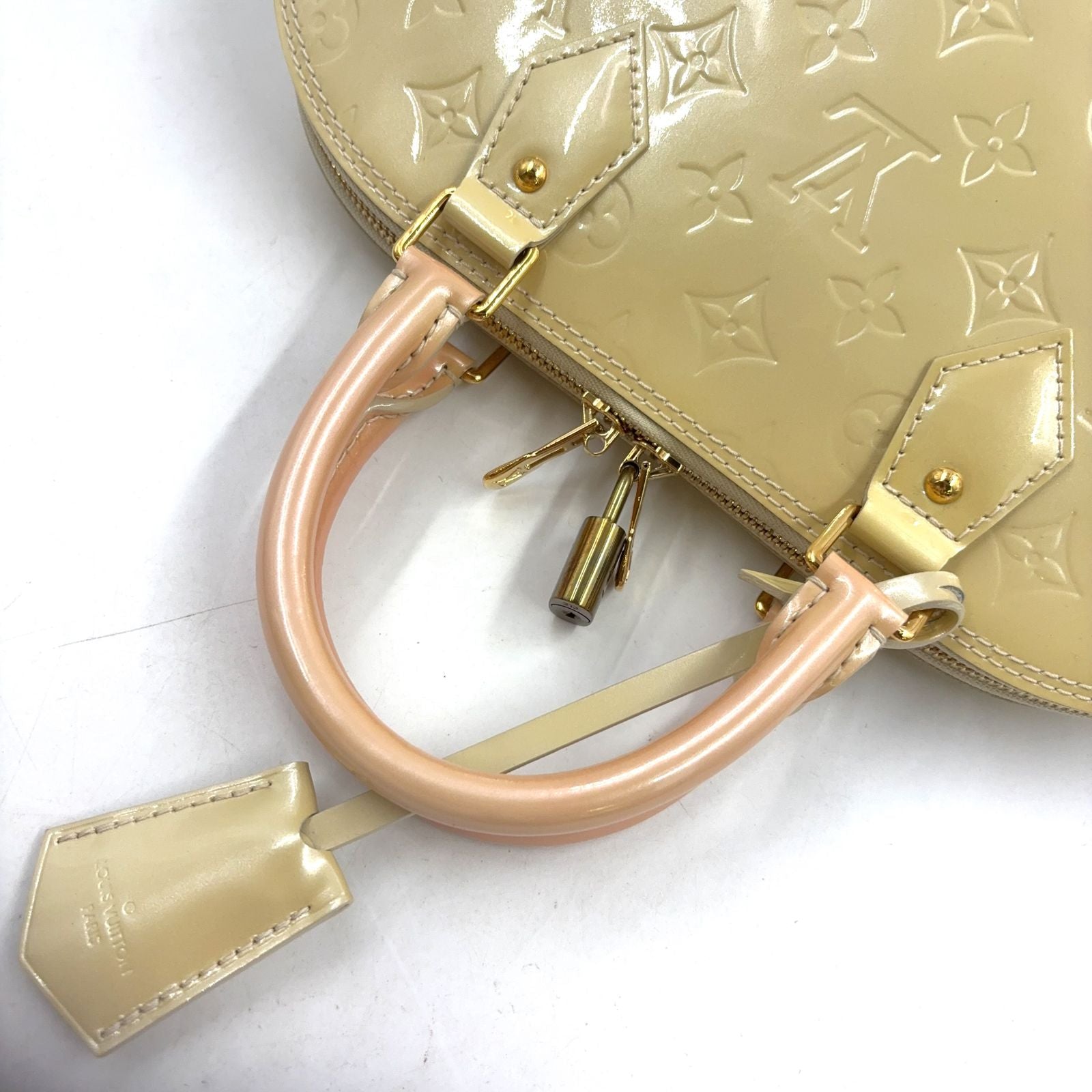 Louis Vuitton Alma PM Monogram Vernis Enamel Light Yellow Handbag Gold — view 9