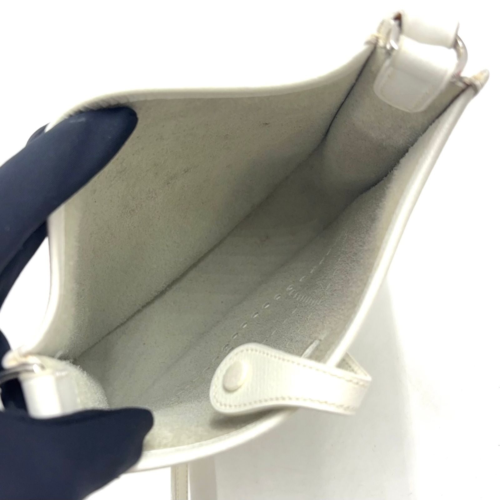 Hermes Evelyne TPM Taurillon Leather White Shoulder Bag Silver — view 3