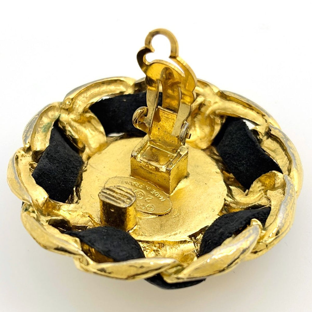 Chanel Earrings CC Logo Leather Gold Black — view 3