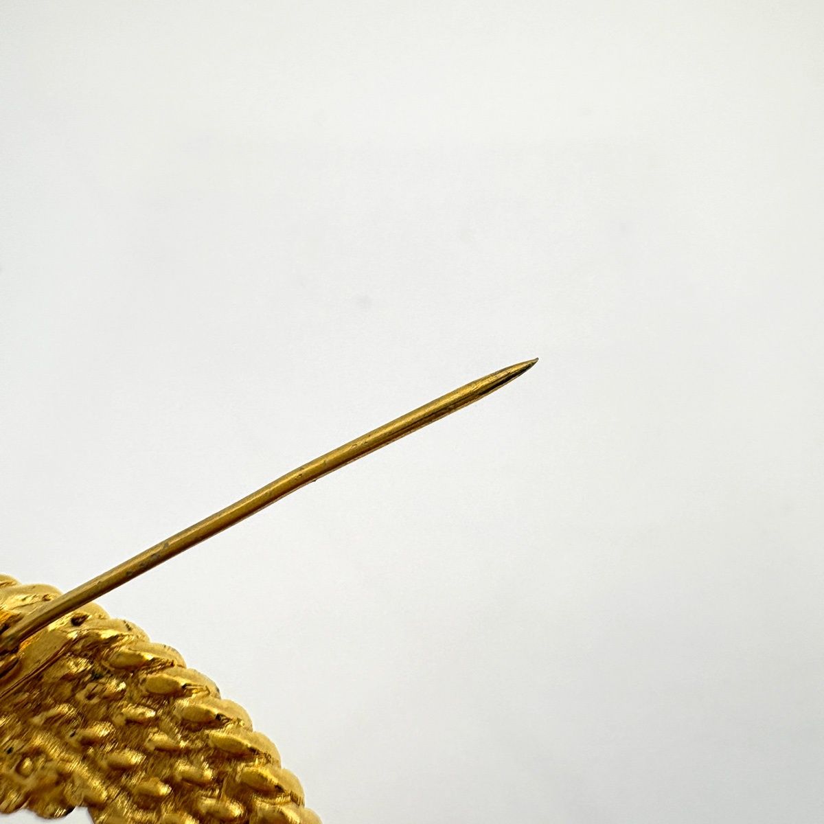 Chanel Brooch CC Logo Gold Plated — view 3