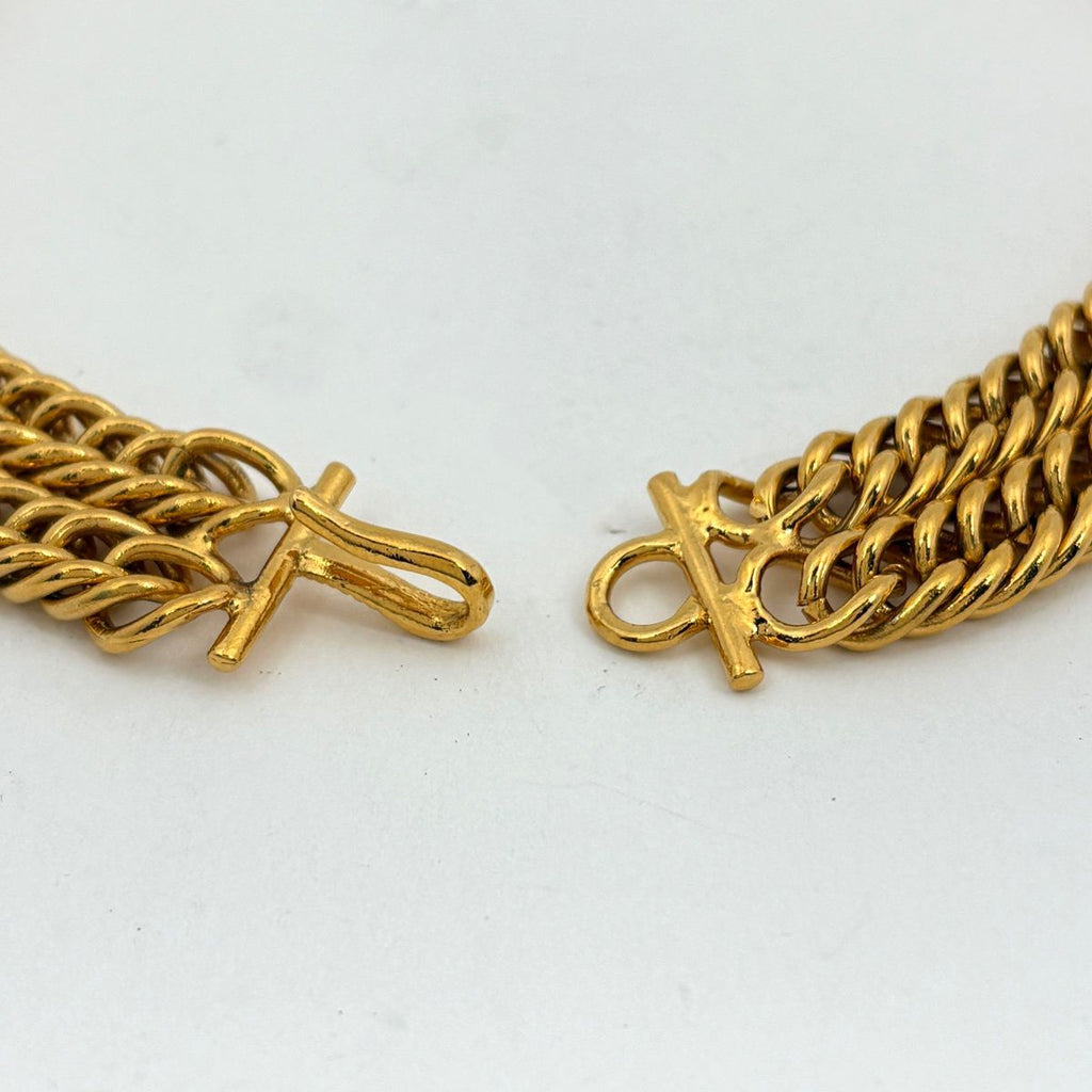 Chanel Necklace CC Logo Gold Plated — view 3