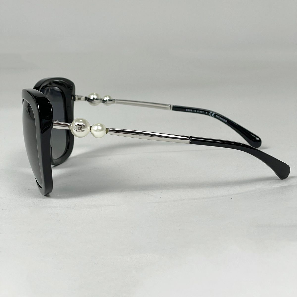 Chanel Sunglasses CC Logo Acetate Fakepearl Black Eyewear — view 2