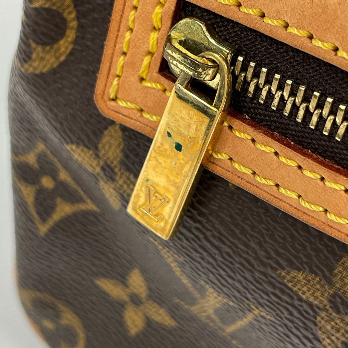Louis Vuitton Cite MM Shoulder Bag Monogram Brown — view 4