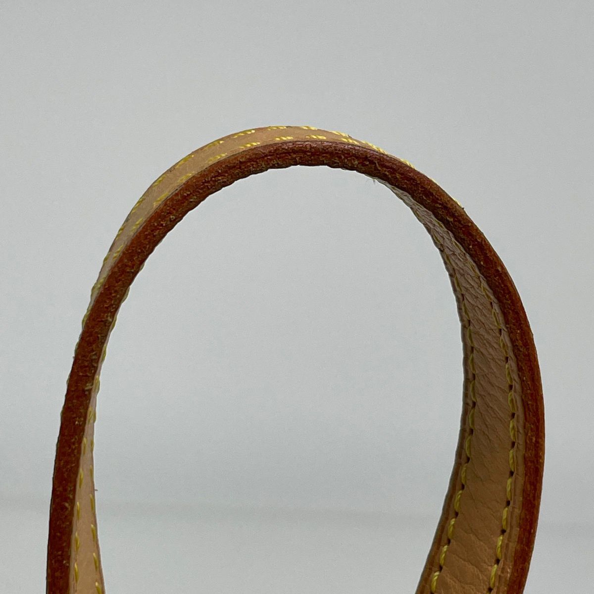 Louis Vuitton Cite MM Shoulder Bag Monogram Brown — view 6