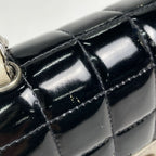 Chanel Shoulder Bag CC Logo Chocolate Bar Patent Leather Black Ivory — view 5
