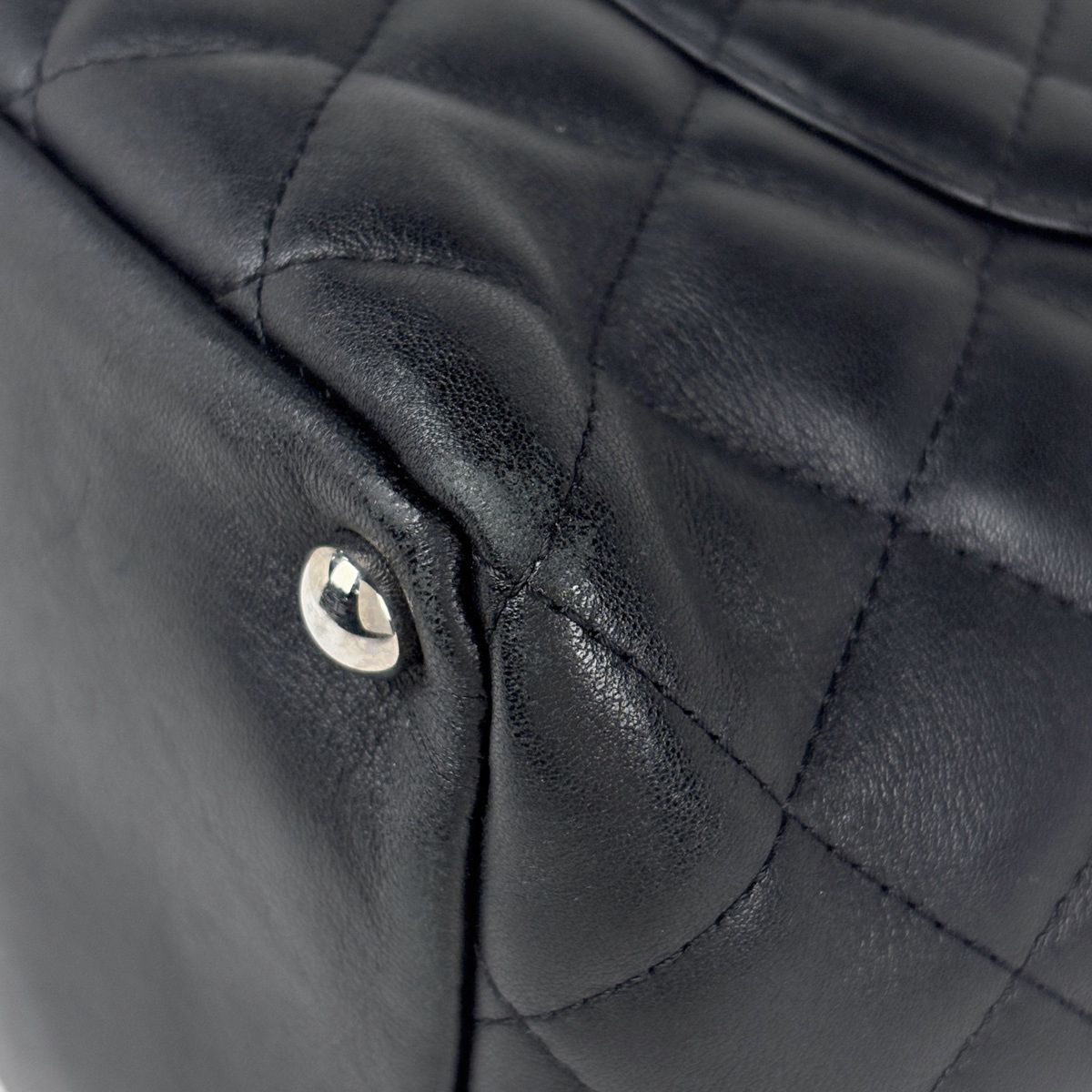 Chanel Cambon Line Tote CC Logo Handbag Leather Black — view 3