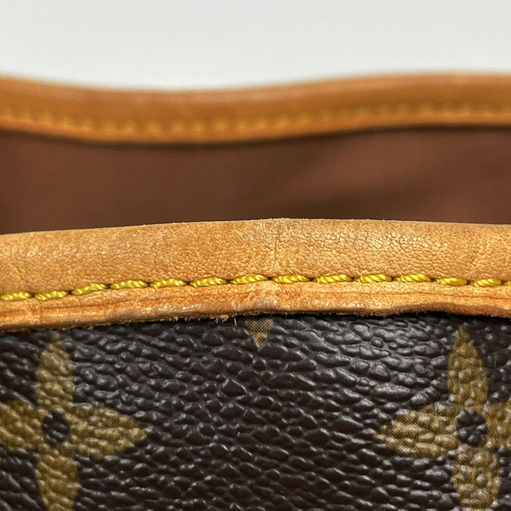 Louis Vuitton Batignolles Handbag Monogram Brown — view 4