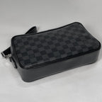 Louis Vuitton Pochette Secondbag Damier Graphite Noir Handbag — view 2