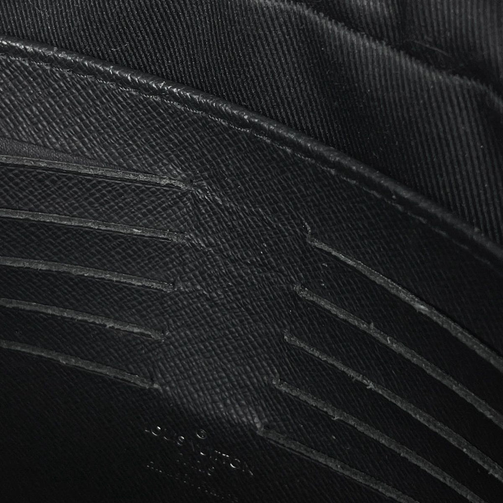 Louis Vuitton Pochette Secondbag Damier Graphite Noir Handbag — view 6