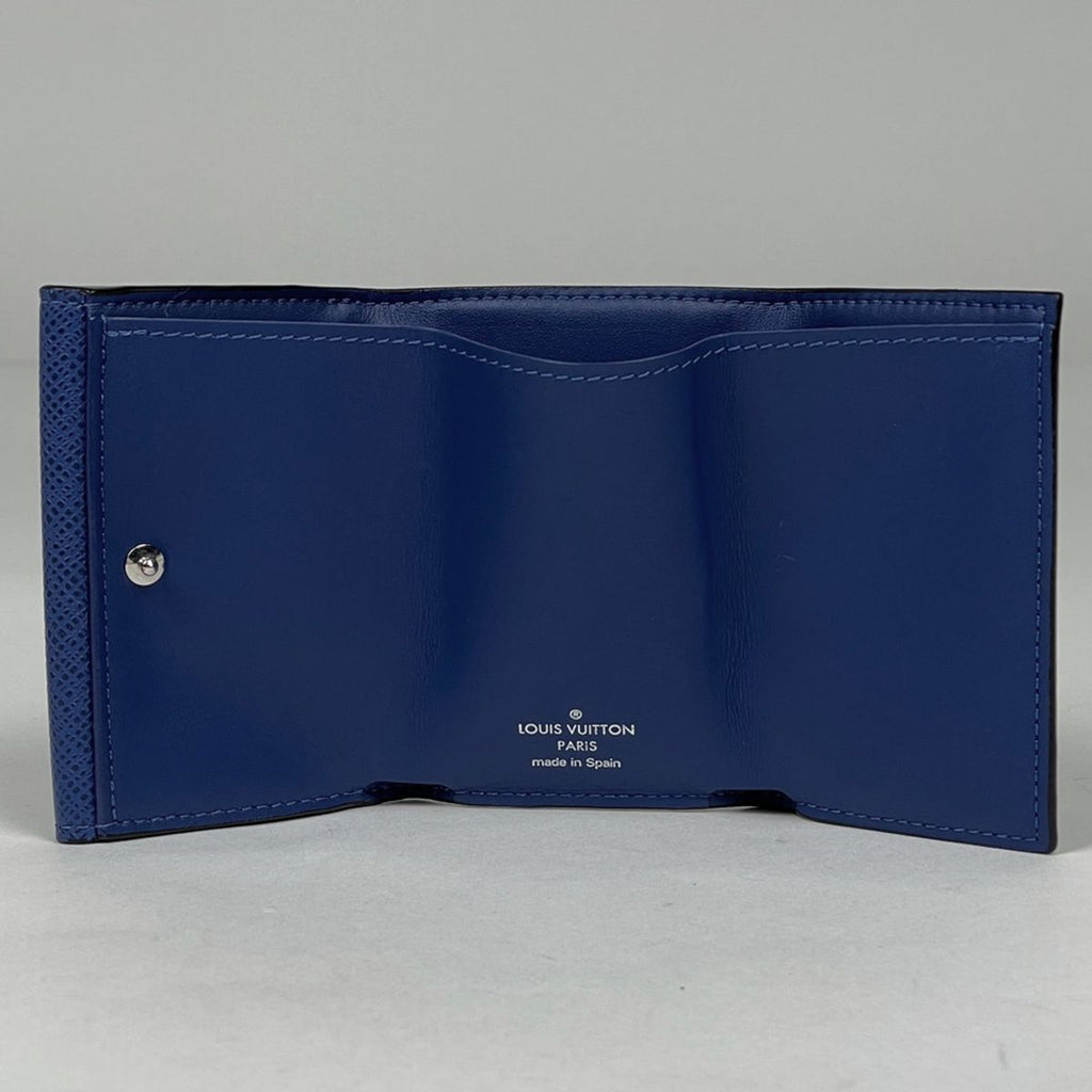 Louis Vuitton Discovery Compact Wallet Bi Foldwallet Taigarama Cobalt Blue — view 7