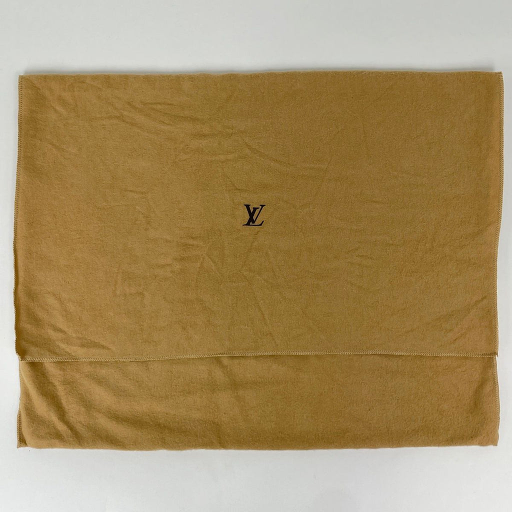 Louis Vuitton Alma Handbag Monogram Brown — view 9