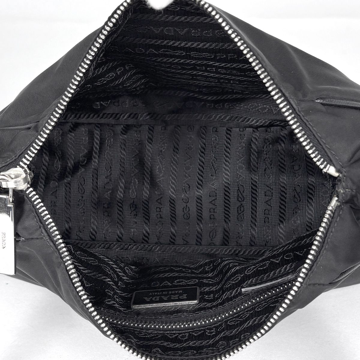Prada Shoulder Bag Tessuto Nylon Nero — view 9