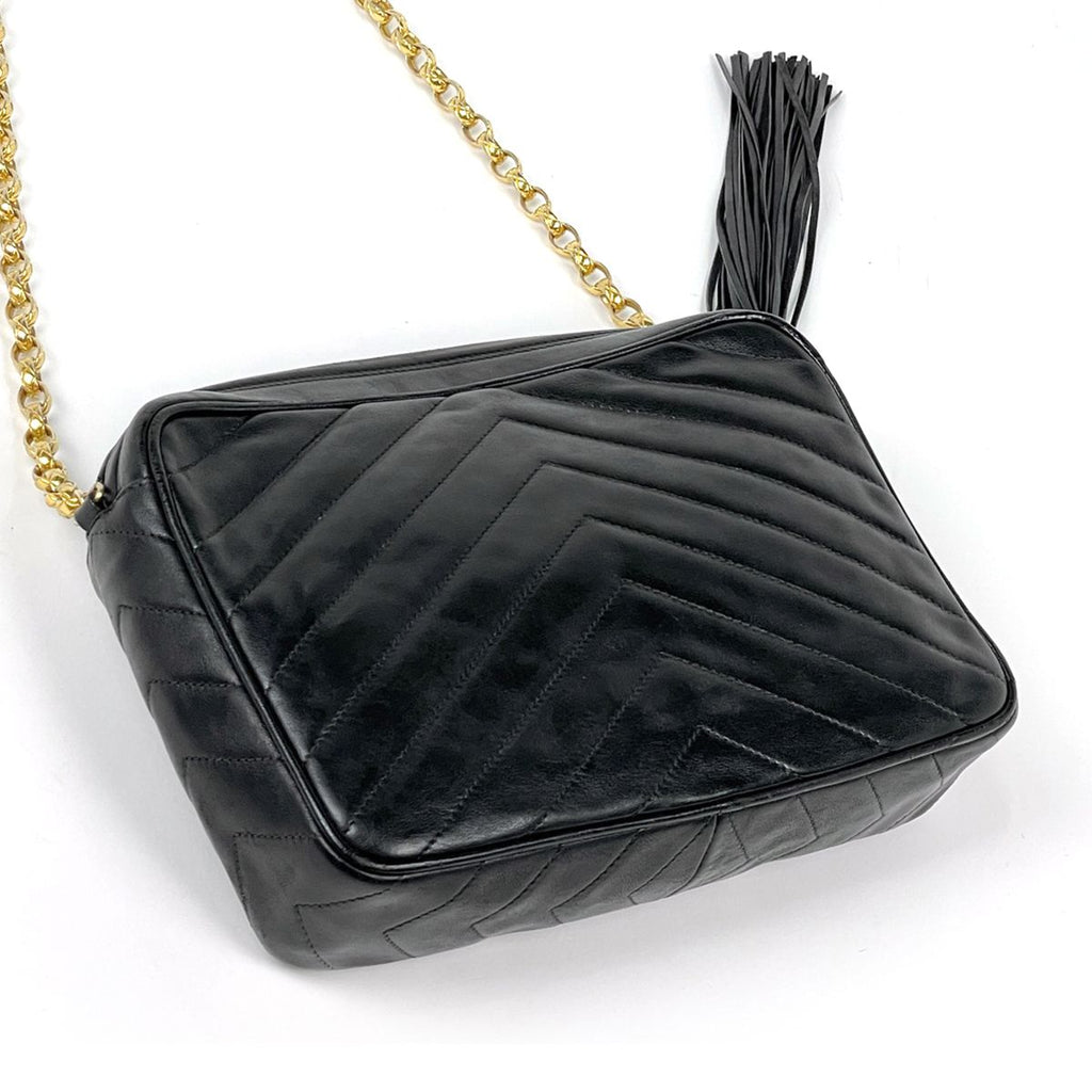 Chanel Shoulder Bag CC Logo Tassel Leather Black — view 2