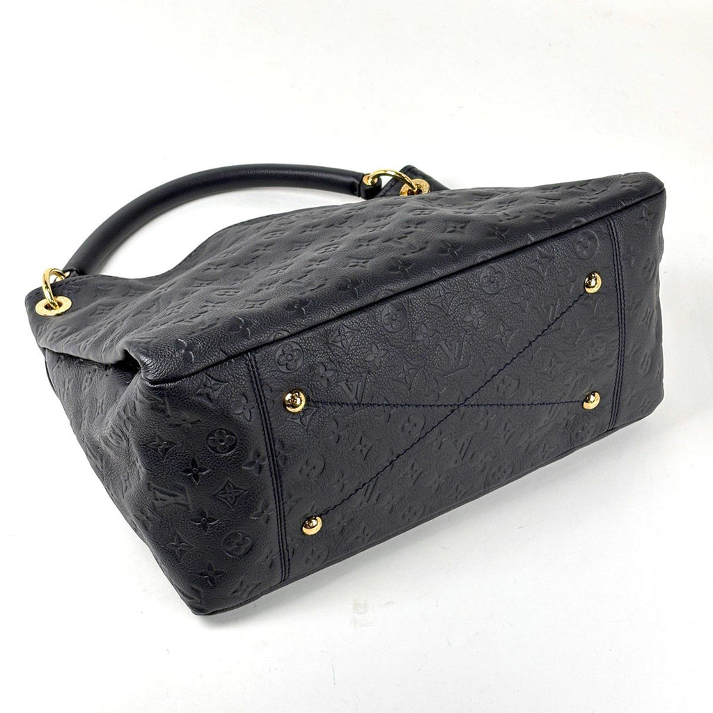 Louis Vuitton Artsy MM Shoulder Bag Monogram Empreinte Infini — view 2