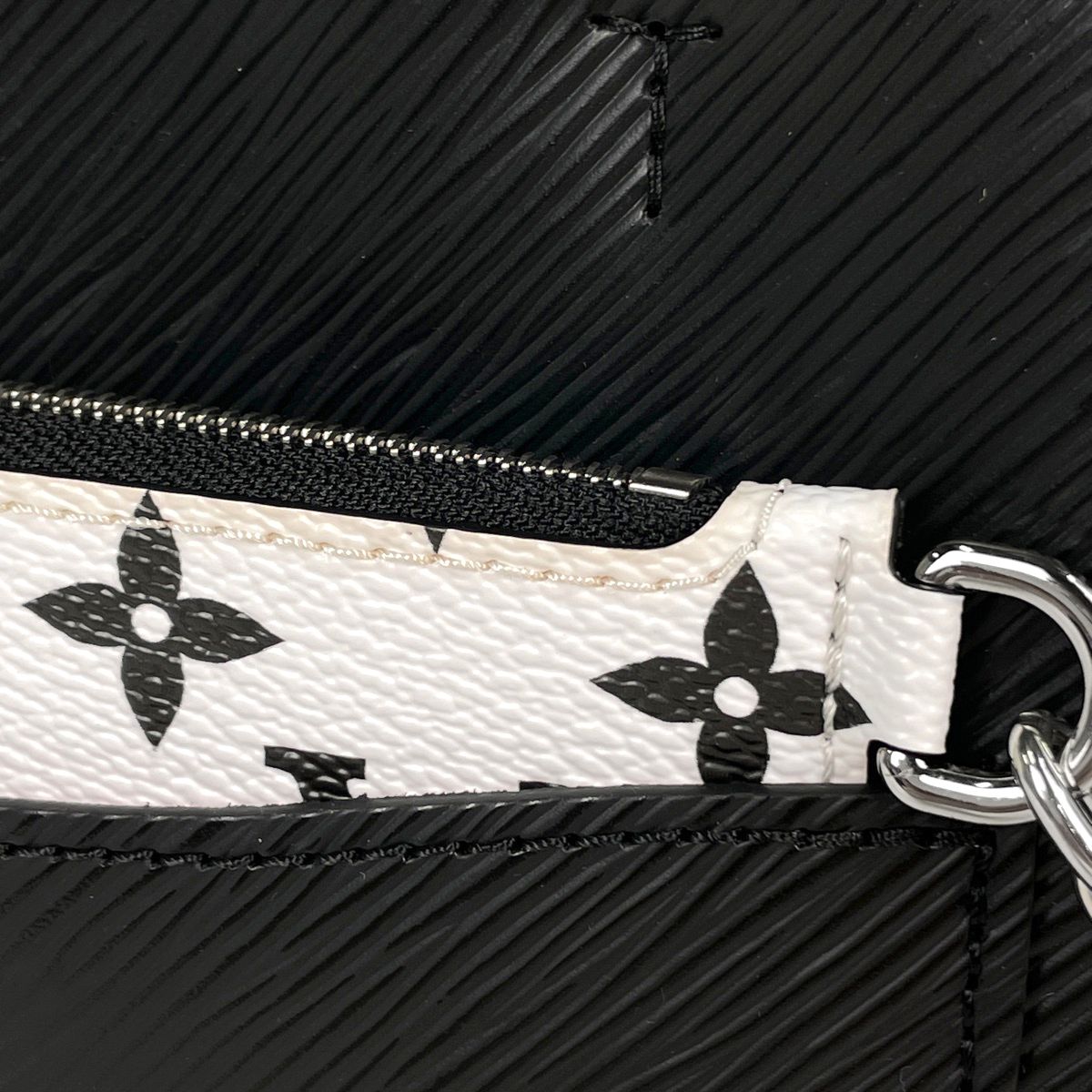 Louis Vuitton Marelle Tote BB Handbag Epi Noir — view 5