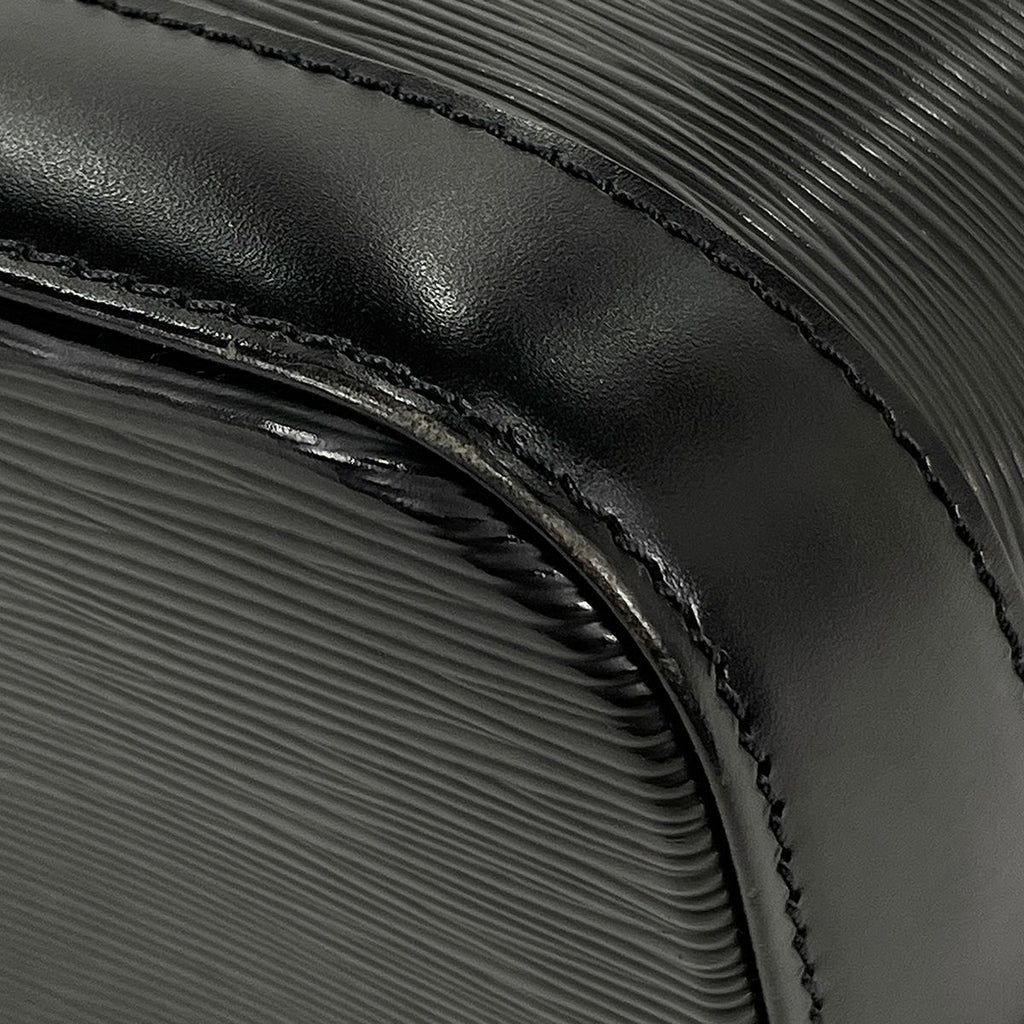 Louis Vuitton Alma Handbag Epi Noir — view 3
